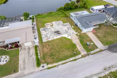11611 Scallop Dr, Port Richey, FL 34668