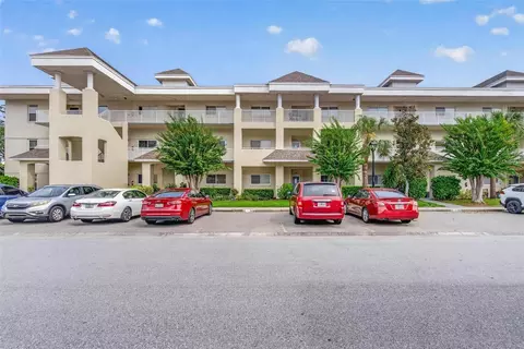 2210 Utopian Dr E #203, Clearwater, FL 33763