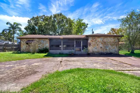 1426 62nd Ave N, Saint Petersburg, FL 33702
