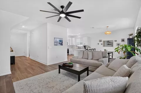 Entry Way - 10971 Bluestem Cv, Parrish, FL 34219 photo 1 of 2