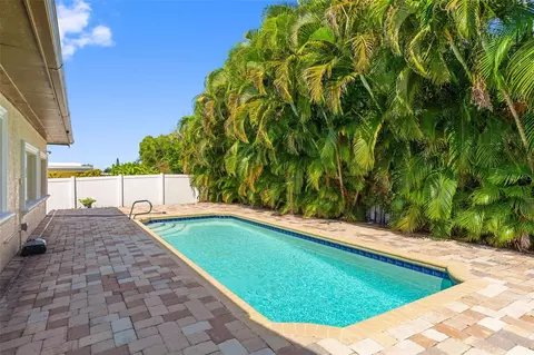 Exterior - 14331 Apache Ave, Largo, FL 33774 photo 6 of 12