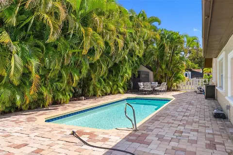 Exterior - 14331 Apache Ave, Largo, FL 33774 photo 2 of 12