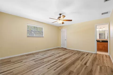 Bedroom - 14331 Apache Ave, Largo, FL 33774 photo 1 of 7