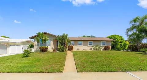 Exterior - 14331 Apache Ave, Largo, FL 33774 photo 9 of 12