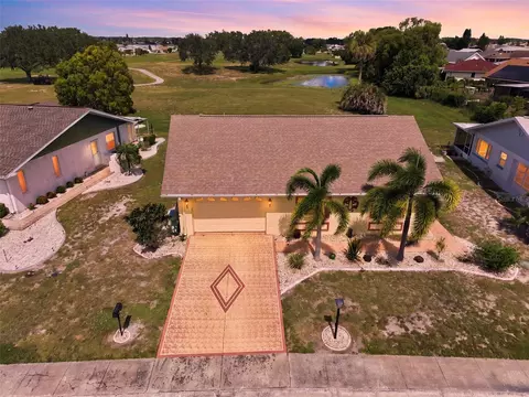 215 Genet Ct, Sun City Center, FL 33573