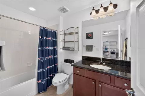 Bath - 11520 Scarlet Ibis Pl, Riverview, FL 33569 photo 4 of 6