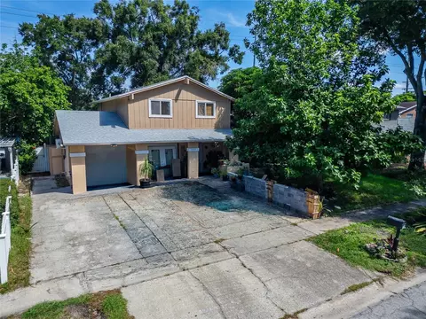 7003 Summerbridge Dr, Tampa, FL 33634