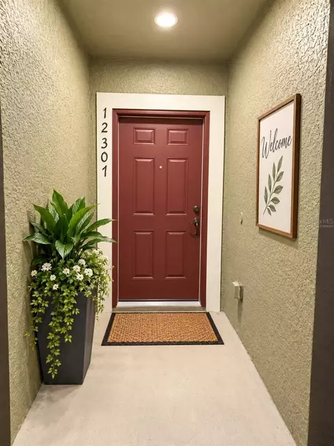 Entry Way - 12307 Foxmoor Peak Dr, Riverview, FL 33579 photo 1 of 2