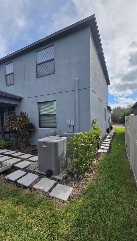 Other - 13917 Roseate Tern Ln, Riverview, FL 33579 photo 10 of 11