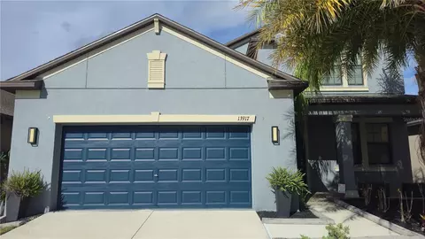 Exterior - 13917 Roseate Tern Ln, Riverview, FL 33579 photo 2 of 9