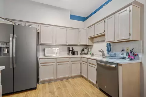 Kitchen - 1750 Split Fork Dr, Oldsmar, FL 34677 photo 1 of 3