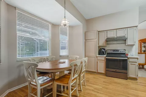 Dining - 1750 Split Fork Dr, Oldsmar, FL 34677 photo 2 of 2