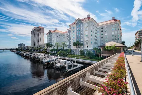 700 S Harbour Island Blvd #825, Tampa, FL 33602