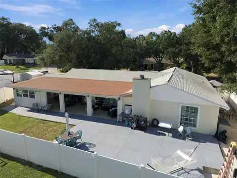 Exterior - 1325 Oakcrest Dr, Brandon, FL 33510 photo 18 of 18