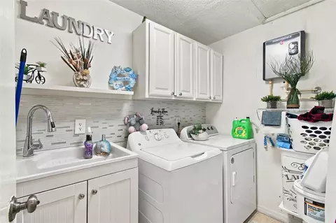 Other - 1325 Oakcrest Dr, Brandon, FL 33510 photo 5 of 19