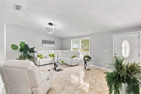 Other - 1325 Oakcrest Dr, Brandon, FL 33510 photo 3 of 19