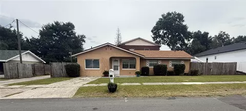 1607 Wright Dr, Lakeland, FL 33805