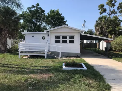 7037 Lofty Dr, Port Richey, FL 34668