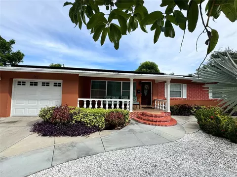 401 46th Ave S, Saint Petersburg, FL 33705