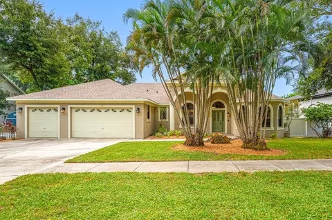 114 Irwin St E, Safety Harbor, FL 34695
