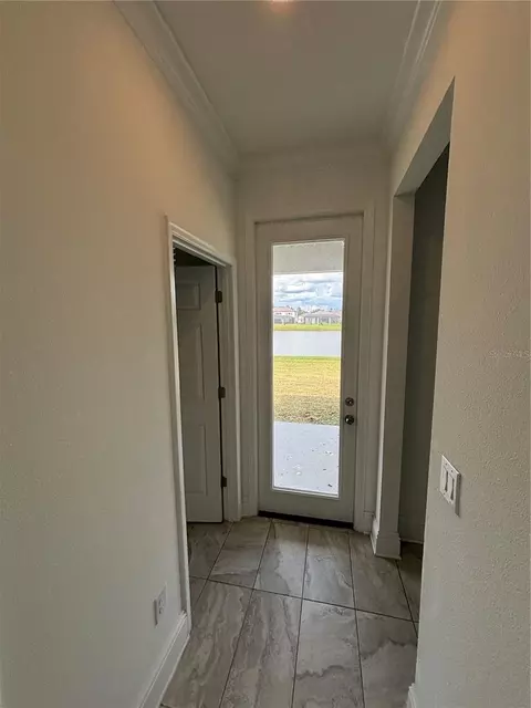 Entry Way - 12964 Willow Grove Dr, Riverview, FL 33579 photo 2 of 8