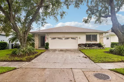 1175 San Carlos Ave NE, Saint Petersburg, FL 33702