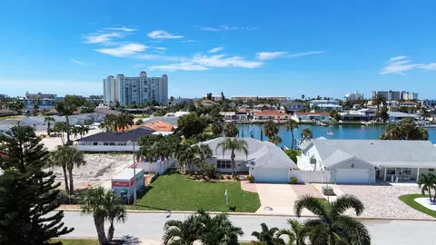 6410 3rd Palm Pt, Saint Pete Beach, FL 33706