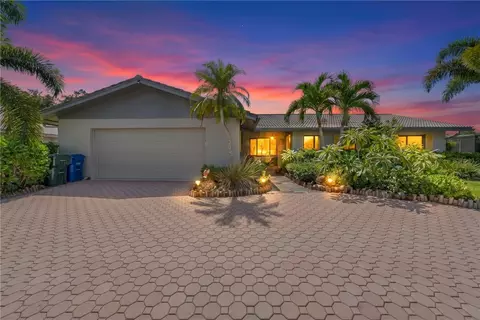 3377 Spring Mill Cir, Sarasota, FL 34239