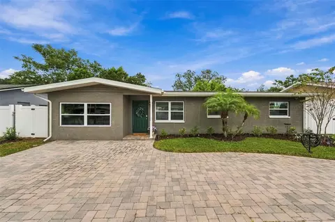 620 Palm Pl, Safety Harbor, FL 34695