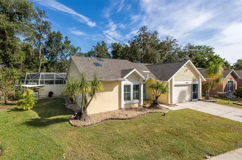 10305 Copperwood Dr, New Port Richey, FL 34654