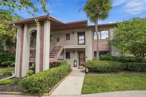 729 83rd Ave N #204, Saint Petersburg, FL 33702