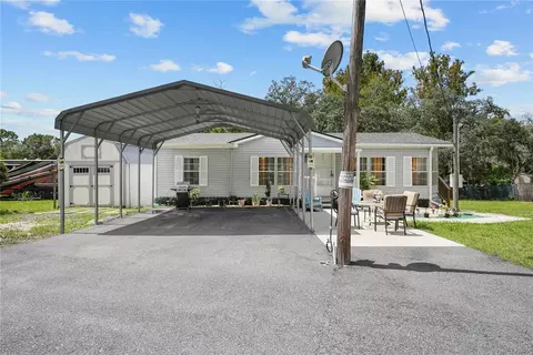 9918 Osceola Dr, Weeki Wachee, FL 34613