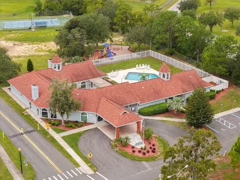 View/Area - 3542 Conifer Loop, Spring Hill, FL 34609 photo 11 of 14