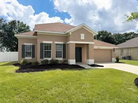 2101 Via Napoli St, Plant City, FL 33566