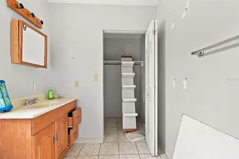 Bath - 5906 Watson Rd, Riverview, FL 33578 photo 2 of 2