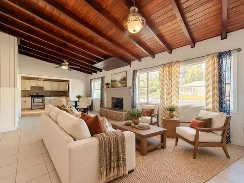 Living - 1108 NE 12th St, Ocala, FL 34470 photo 2 of 8