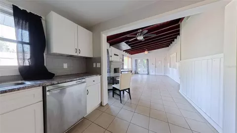 Entry Way - 1108 NE 12th St, Ocala, FL 34470 photo 1 of 1
