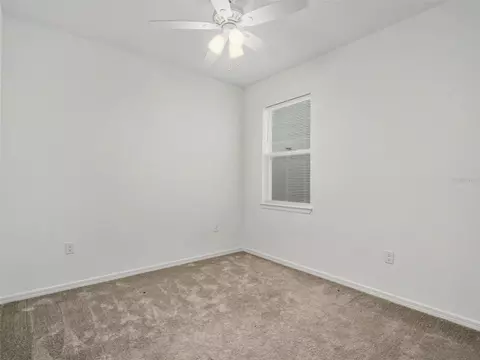 Bedroom - 14180 Samoa Hill Ct, Riverview, FL 33569 photo 4 of 8