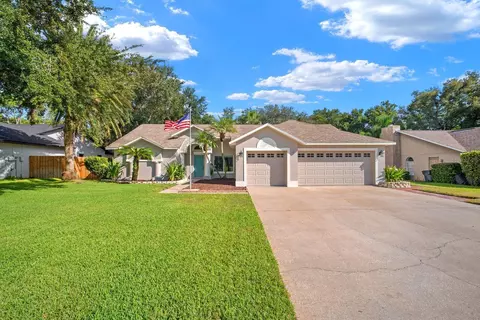 3912 Appletree Dr, Valrico, FL 33594