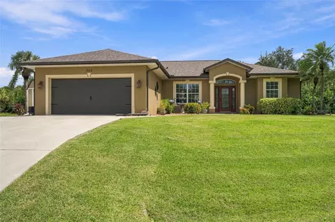 3118 Ridgewood Dr, North Port, FL 34287