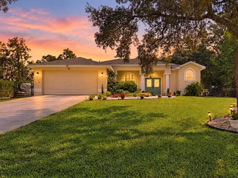 11200 Lomita Wren Rd, Weeki Wachee, FL 34614