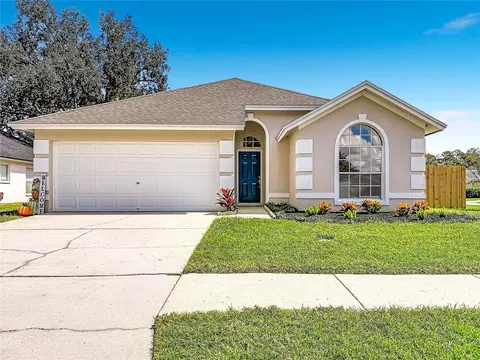 5818 Azure Dr, Wesley Chapel, FL 33545