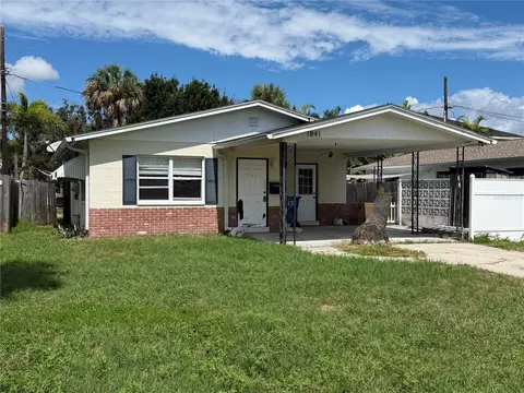 1841 Shore Acres Blvd NE, Saint Petersburg, FL 33703