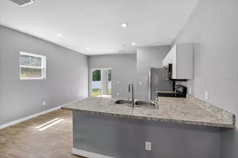 Kitchen - 1997 Marshall St, Bartow, FL 33830 photo 1 of 1