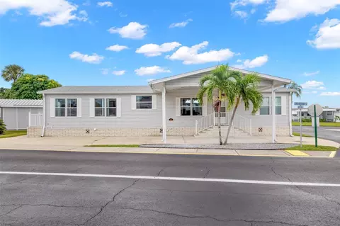 166 Americana Ct NE #224, Saint Petersburg, FL 33702