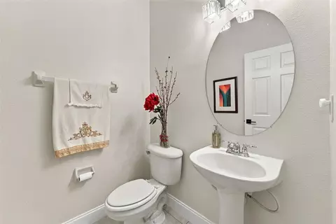 Bath - 9234 Stone River Pl, Riverview, FL 33578 photo 1 of 8
