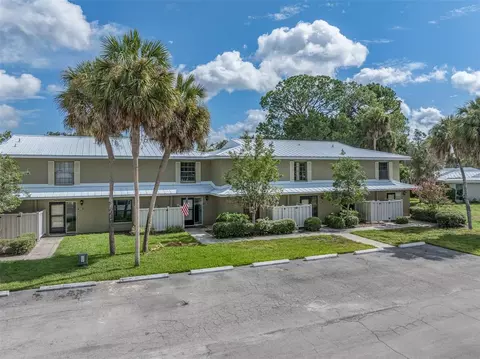 11543 W Bayshore Dr #110, Crystal River, FL 34423