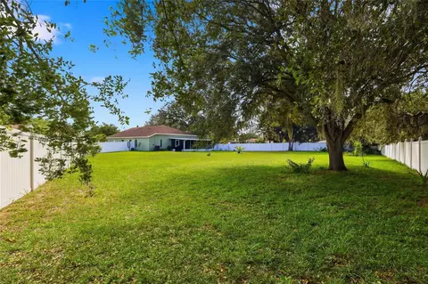 Exterior - 12402 Tree Pointe Ct, Riverview, FL 33578 photo 8 of 11
