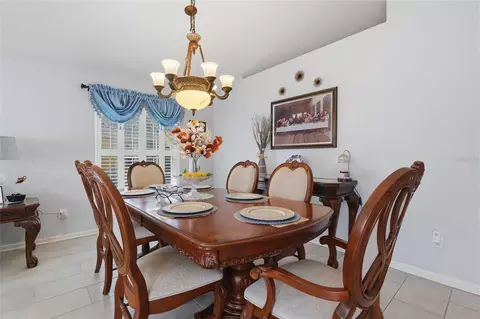 Dining - 12402 Tree Pointe Ct, Riverview, FL 33578 photo 2 of 4