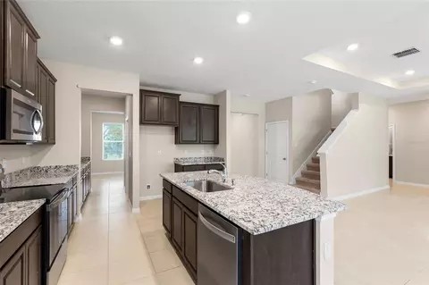 Entry Way - 13071 Brookside Moss Dr, Riverview, FL 33579 photo 3 of 9